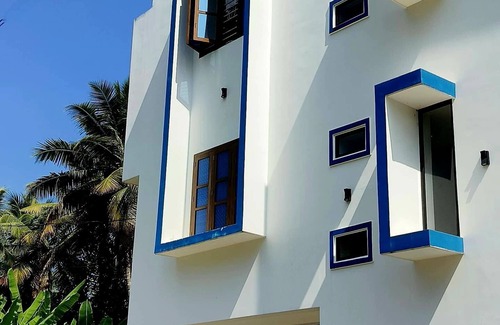 Thiruvananthapuram House | 5-bedroom Home Stay in the heart of Thiruvananthapuram with WiFi, AC