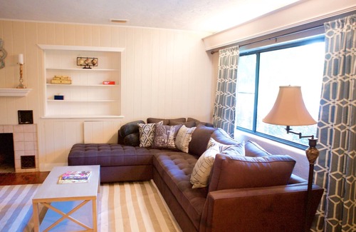 Gainesville House | 5 Bedroom House- Walk to UF/ Stadium- Perfect for families and Groups