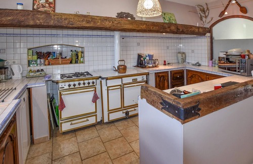 Noyers-sur-Jabron House | 5 bedroom nice home in Noyers-sur-Jabron
