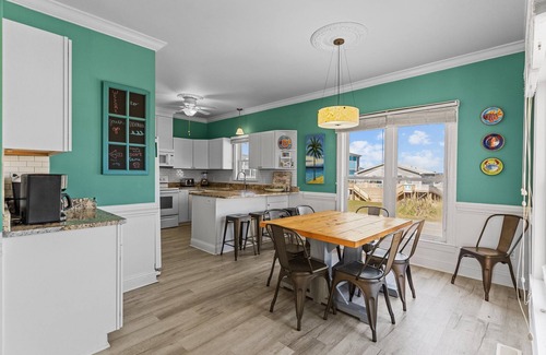 Oak Island House | 5 Bedroom Oceanfront home with private pool!