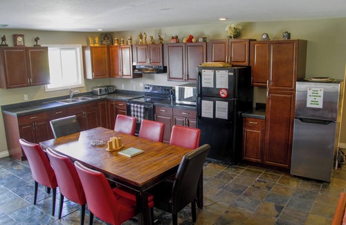 Miller Lake House | 5 Bedroom, Quiet, family retreat on beautiful Bruce Peninsula. game/rec room!