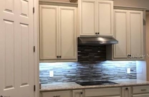 Kissimmee Apartment | 5 Bedroom Single family 422047 by Houzlet