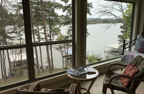 Rockwell House | 5 Bedroom Spacious Lake House Perfect for Families
