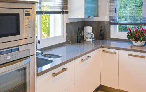 Sa Torre House | 5 Bedroom Stunning Home In Lluchmajor