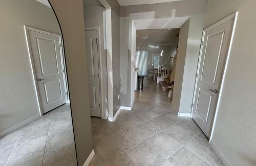 Clermont House | 5 Bedrooms 45 Baths Windsor Cay 16146Cc