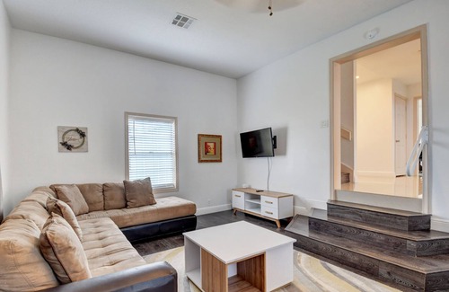 Boynton Beach House | 5 BR Mansion with Pool &Jacuzzi /non-heated/ FL