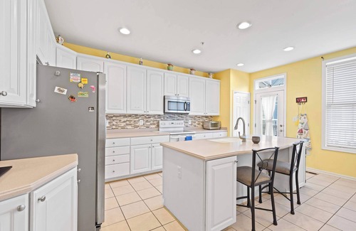 Sunset Island House | 5 Corner Store Ln Sunset Island | Resort Community
