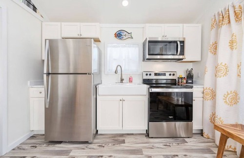 Guntersville Cottage | 5 Cozy Casita Pet Friendly Cabin Guntersville Sleeps 4