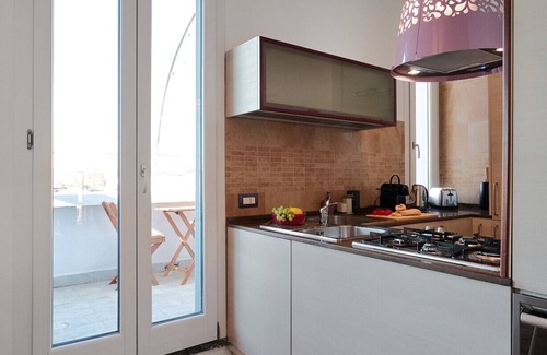 Guastalla Apartment | 5-Days Suite with Balcony