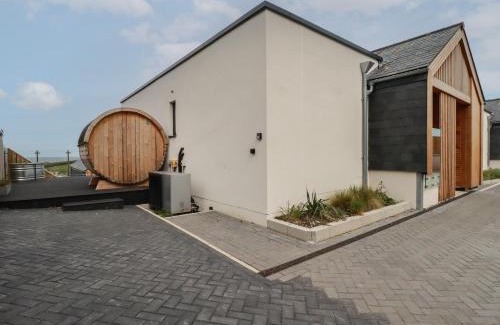 Porth House | 5 Longshore