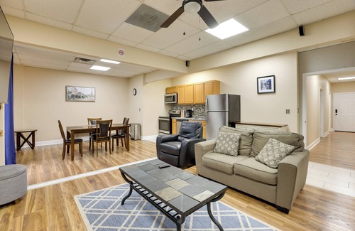 Glen Iris Apartment | 5 Mi to Dtwn: Birmingham Apartment