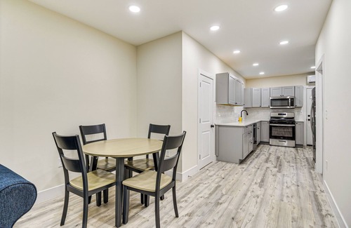 West Philadelphia House | 5 Mi to Dtwn: Convenient Philadelphia Townhome