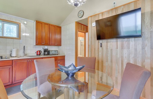 Mongaup Valley Cabin | 5 Mi to Swinging Bridge Reservoir: Cabin w/Porch!
