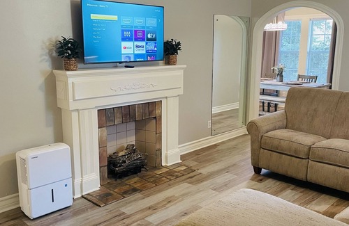 Bossier City House | 5 min to casinos, downtown Shreveport & Bossier East Bank district!