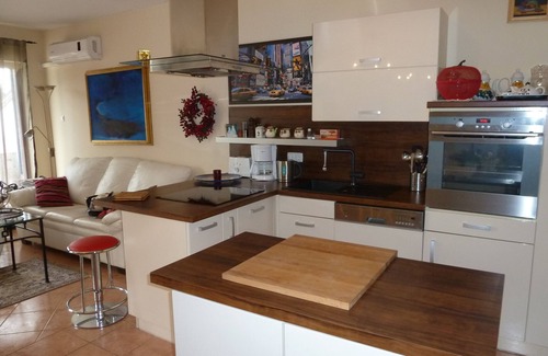 Heviz Apartment | 5 min to the thermal lake, gr. 3 rooms Apartment with 20 sqm roof terrace, air conditioning, internet,
