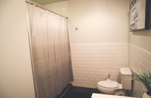 Downtown Dallas Apartment | 5 Min Walk to Dallas Convention Center