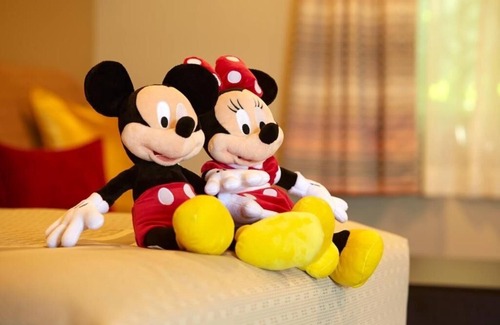 Anaheim Resort Hotel | 5-Min Walk to Disney – Cozy Stay w/Pool & Parking Near Parks!