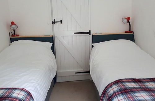 Bucks Mills Cottage | 5 mins walk to beach, private garden, Bucks Mills near Clovelly, North Devon