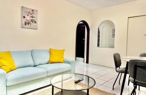 Al Mankhool Apartment | 5 mins walk to Burjuman metro