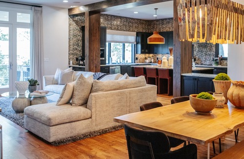 Tulsa House | 5 minute Walk from the Gathering Place and the Discovery Lab!