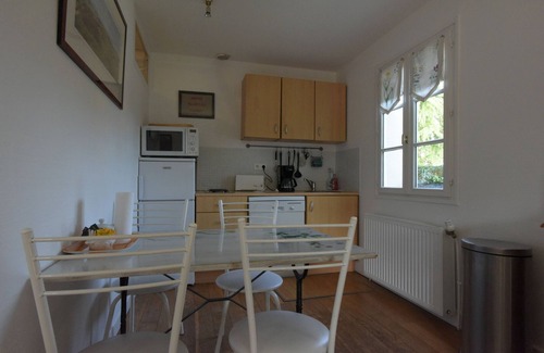 Trepied Apartment | 5 mn from Le Touquet, apartment on the first floor of a small house.