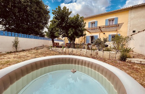 Aigues-Vives House | 5 pers rental in Aigues-Vives 20 km from the beaches - between Montpellier and Nîmes