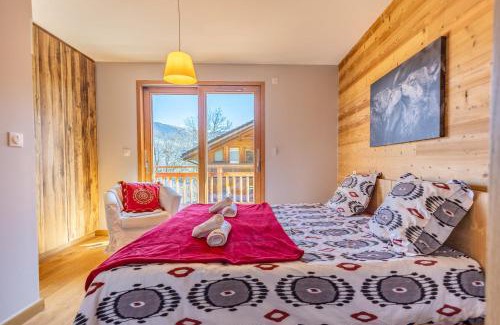 Les Allues Apartment | 5-Person Apartment with Large Terrace