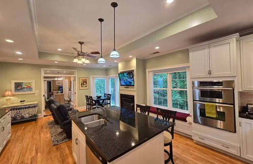 Athens House | 5 Points Oasis. UGA Home Away. Park & walk
