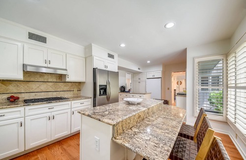 Sea Pines House | 5 ⭐️ property! Private pool!SHORT walk to beach! ❤️ of Sea Pines. Sleeps 12