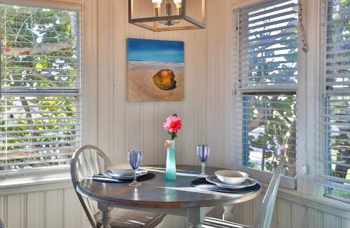 Treasure Island House | 5 - Seahorse Cottages - Coconut