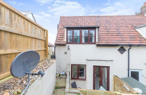 Cromer House | 5 Stable Cottages , Hartington Road, Cromer.North Norfolk. NR27 0EJ