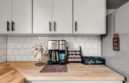Downtown Apartment | 5-Star 2BR: Clean, Comfy, SuperHost Hospitality