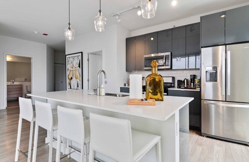 Near North Side Apartment | 5-Star Gold Coast Experience in a Luxe 2BR Retreat