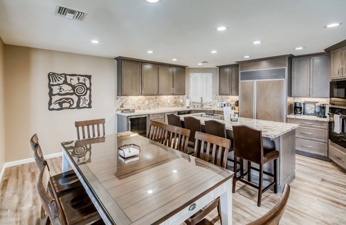 Cienega Springs House | 5 STAR GORGEOUS RIVER FRONT HOME RIGHT ON THE WATER AND DOCK ! ON PARKER STRIP