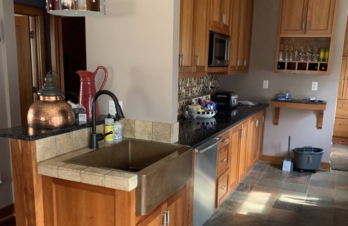 Prospect Park House | 5-Star Home Near UofM /Mississippi River on Quiet Street