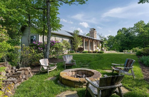 Bryson City Cabin | 5 Star Luxury, Lake Access, Spectacular Views!