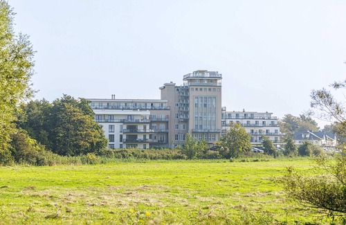 Ostseebad Wustrow Apartment | 5-star Waterkant vacation apartment with west-facing terrace and 2 bedrooms.