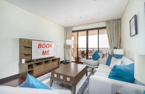 Palm Jumeirah Apartment | 5 stars hotel apartment on the Palm with a stunning view and access to Anantara resort