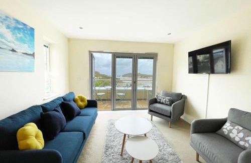 Porth House | 5 The Beach House