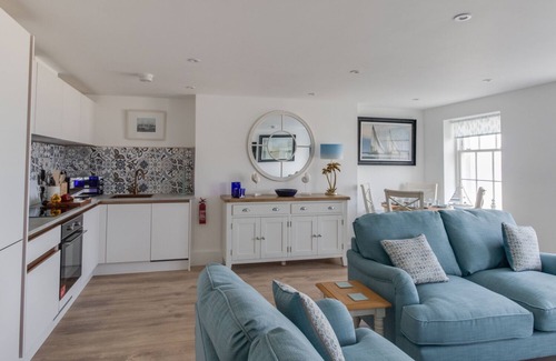 Weymouth Cottage | 5 THE BEACHES, country holiday cottage in Weymouth