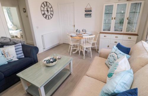 Burnmouth Apartment | 5 West Winds