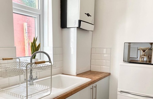 Heaton Apartment | 50 Biddlestone Road Heaton
