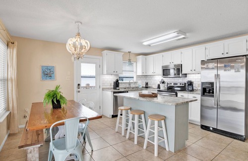 Gulf Shores House | 50 Shades Of Blue – Private Pool | Pet-Friendly | Beach Access
