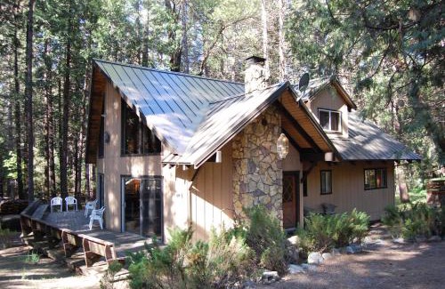 North Wawona Ski Chalet | 50 Spindlers Chalet