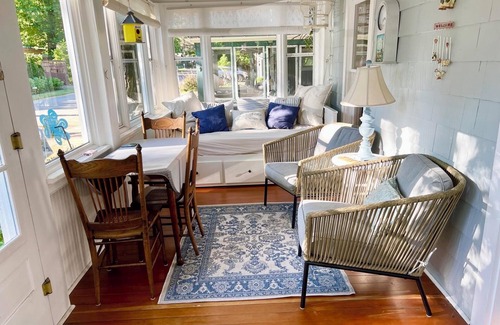 Lakeside Cottage | 502 Walnut in Lakeside