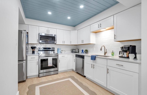 Miramar Beach Condo | 504D | Newly Renovated & Luxe + Free Beach Service!