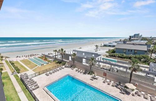 New Smyrna Beach Apartment | 507- Ocean View 2 bedroom top floor