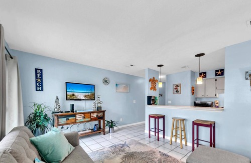 Biltmore Beach Condo | 🌟 50Ft from Beach Access- Pool View- Budget Friendly- 1BR Nautical Watch E-3🌟