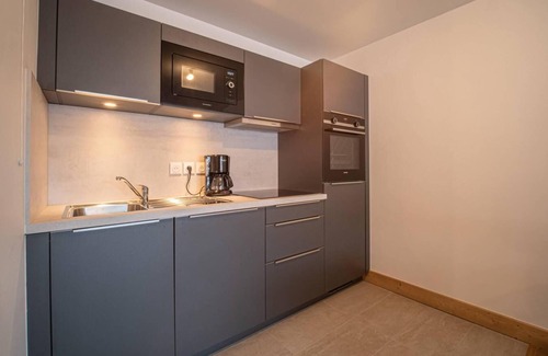 Valmorel Apartment | 50m from ski slopes, 4th floor, balcony, tv, 55m², Valmorel