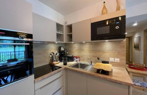 Valmorel Apartment | 50m from ski slopes, 3rd floor, view mountain, balcony, tv, 51m², Valmorel